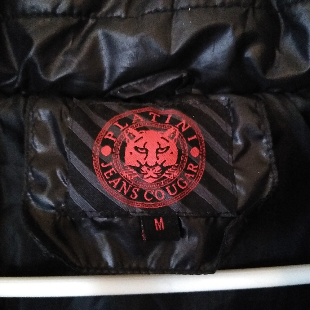 Basic black puffer jacket - Picture 3 of 3